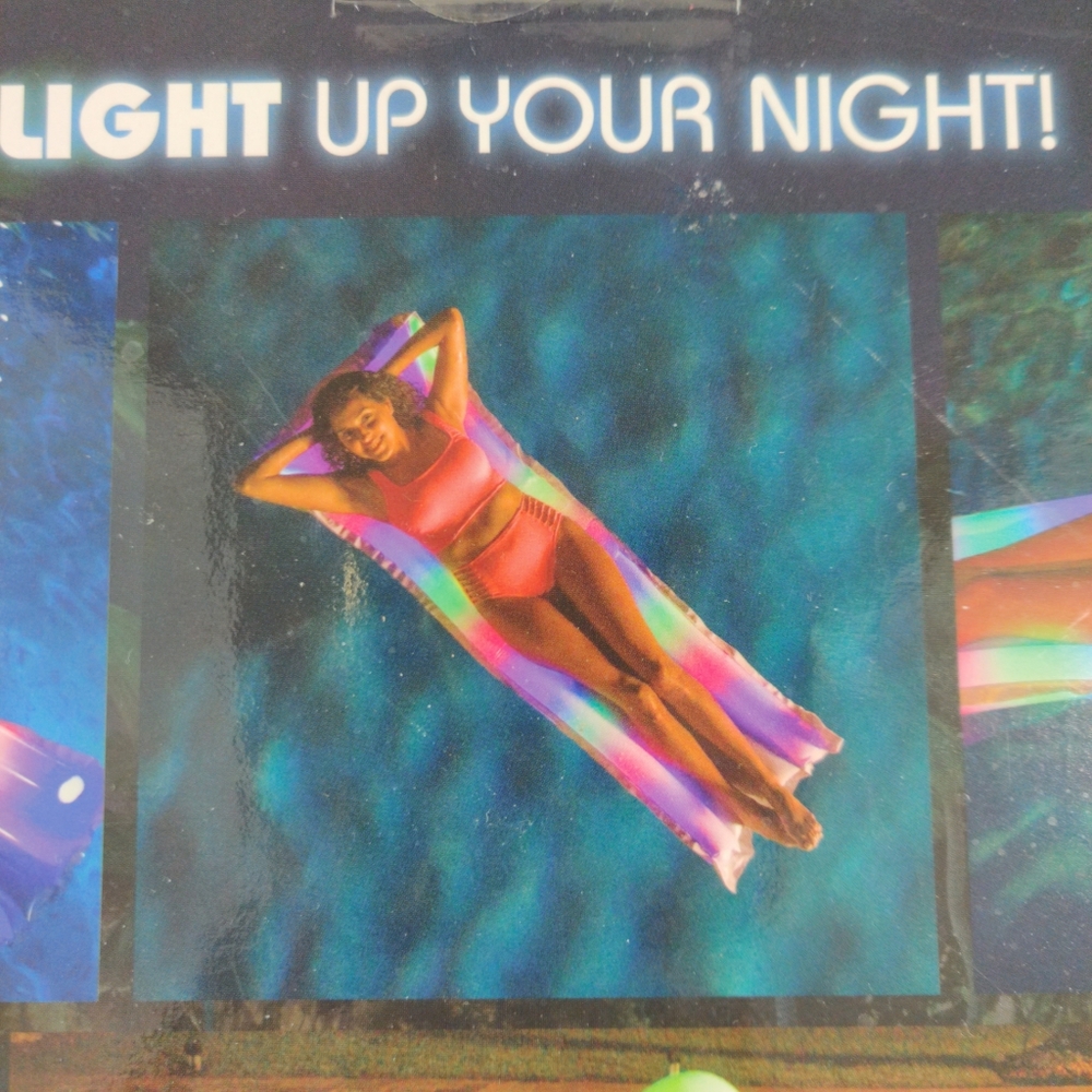 Pool Candy Illuminated LED Pillow Pool Raft, New In Box, 73 In Ages 6+ - Picture 3 of 9
